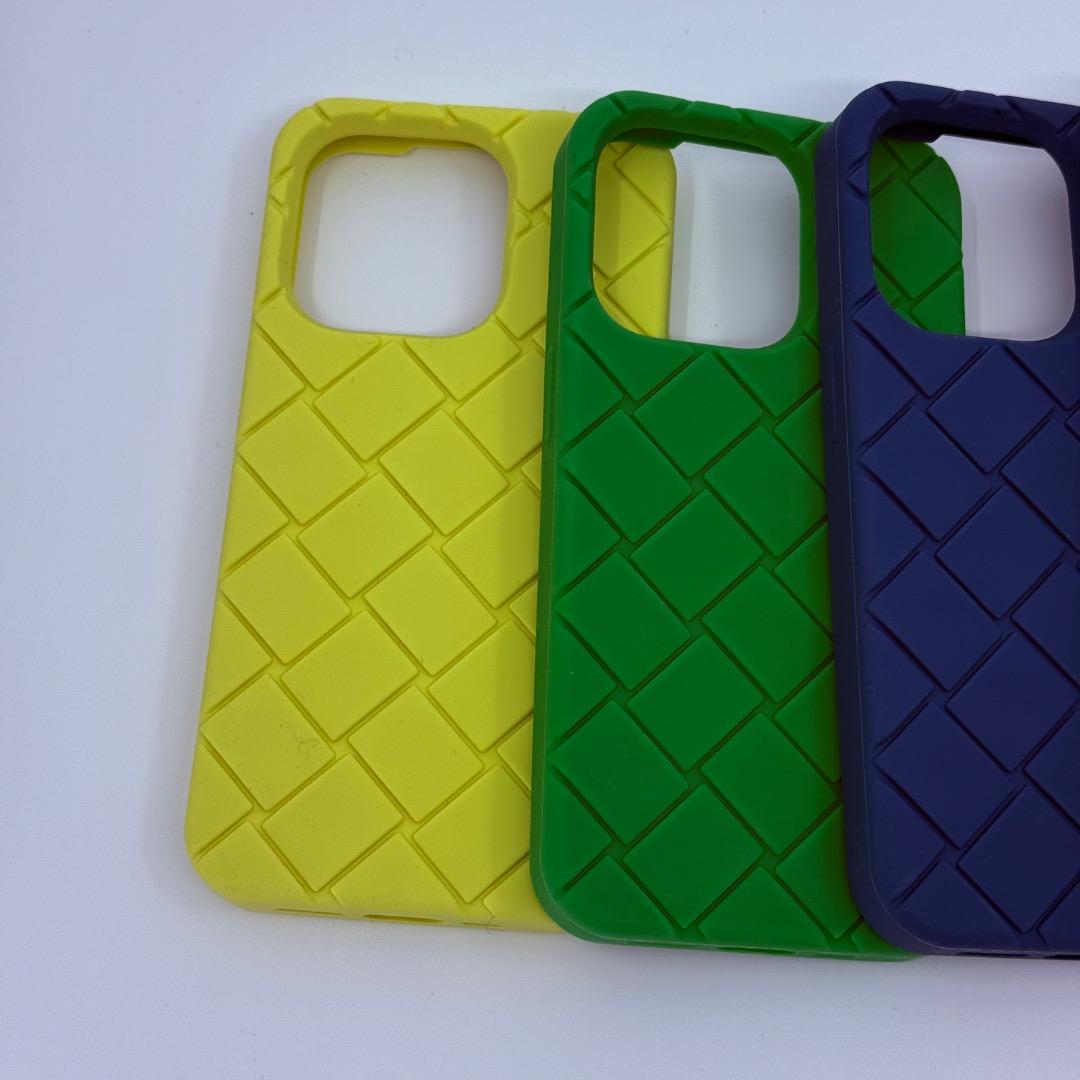 BOTTEGA VENETA ボッテガヴェネタ iPhone スマホケース