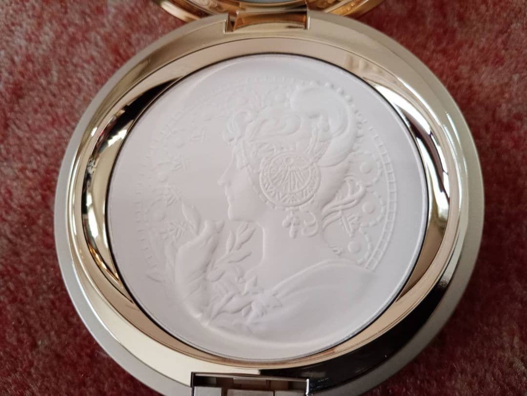 ミラノコレクションGRフェースアップパウダー2025　ミッシャコラボ