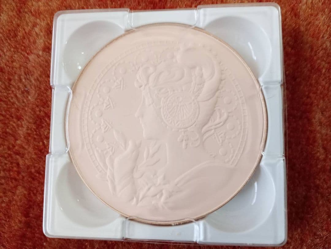 ミラノコレクションGRフェースアップパウダー2025　ミッシャコラボ