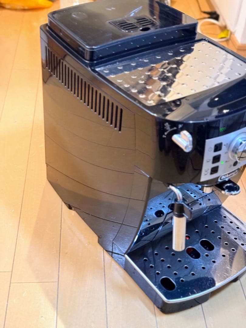 デロンギ　Magnifica S ECAM22112B 動作良好