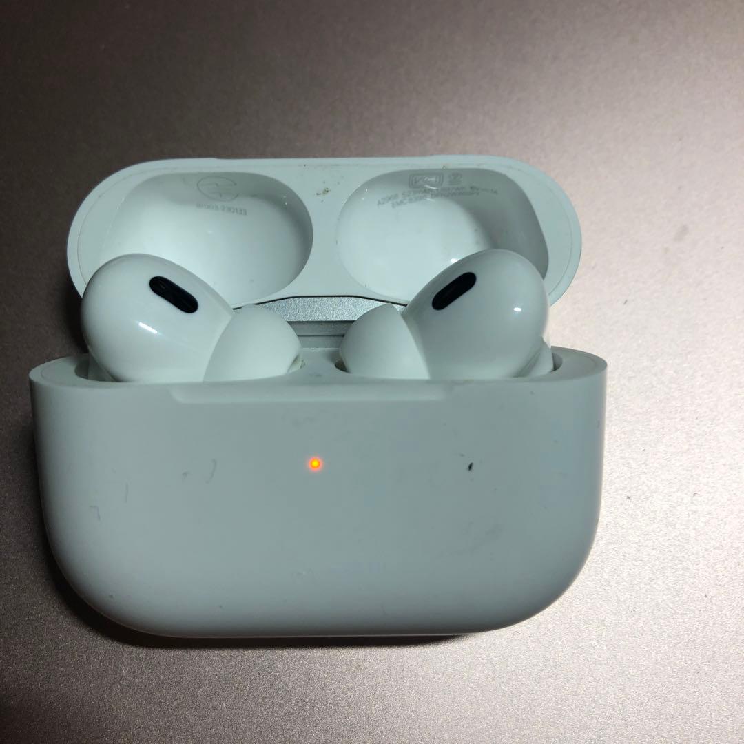 Apple AirPods Pro 第2世代　typeC 充電ケース