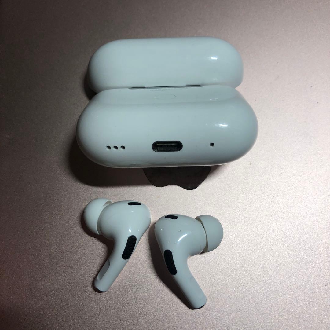 Apple AirPods Pro 第2世代　typeC 充電ケース