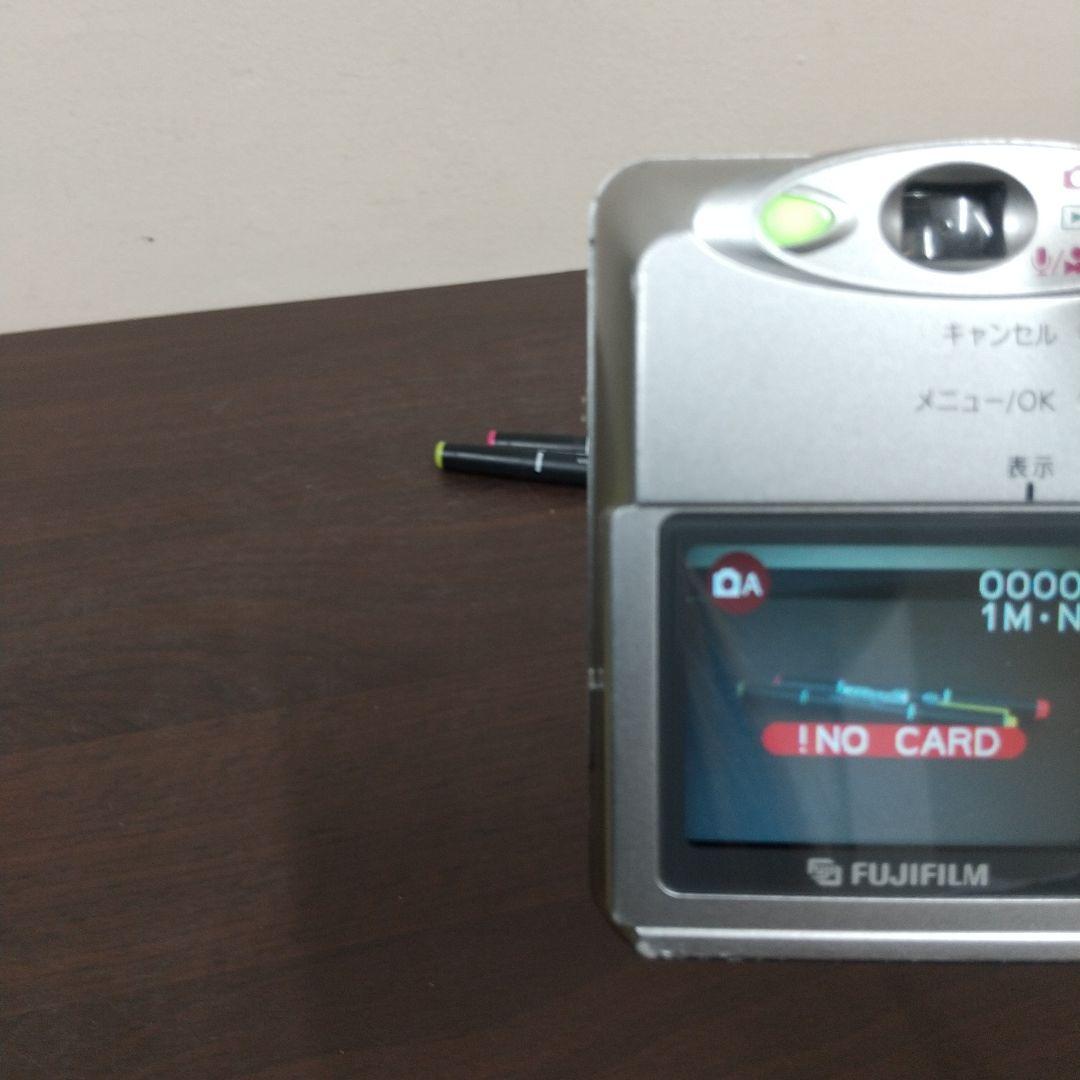 MA② FUJIFILM 富士フィルム デジタルカメラ FinePix30i