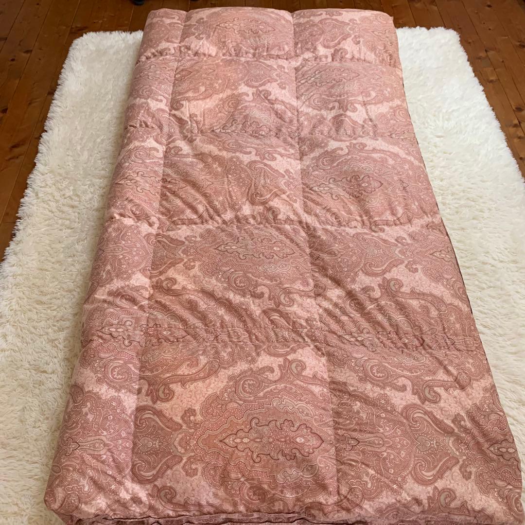 ペイズリー柄ピンク掛け布団 ダブル　高級羽毛布団