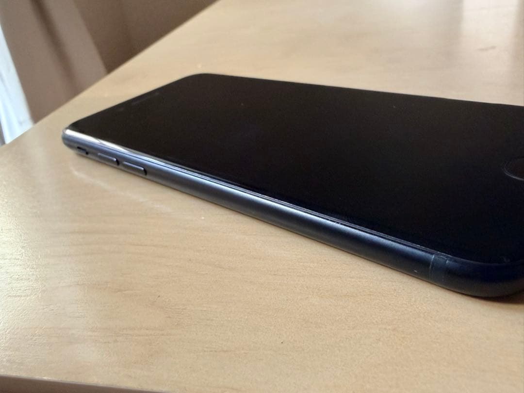 Apple iPhone SE 第3世代 64GB SIMフリー