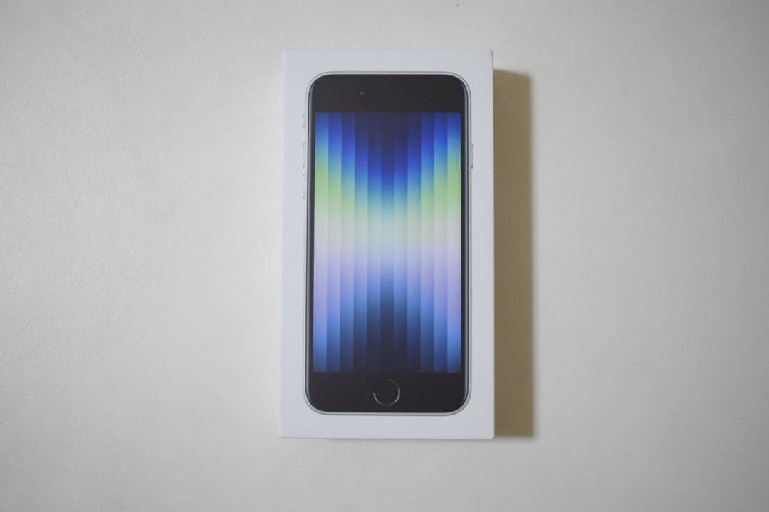 当日発送 新品 iPhone SE 3 スターライト 64gb SIMフリー