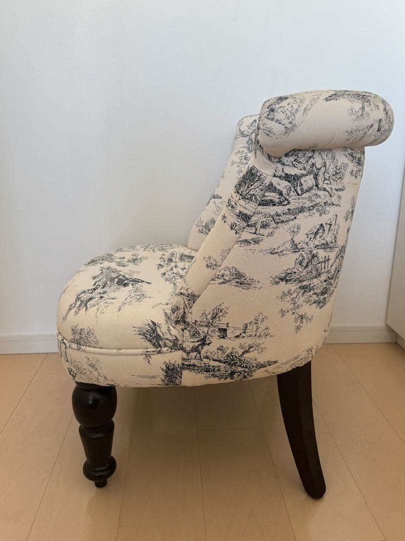 トワル・ド・ジュイ柄 1人掛けソファ