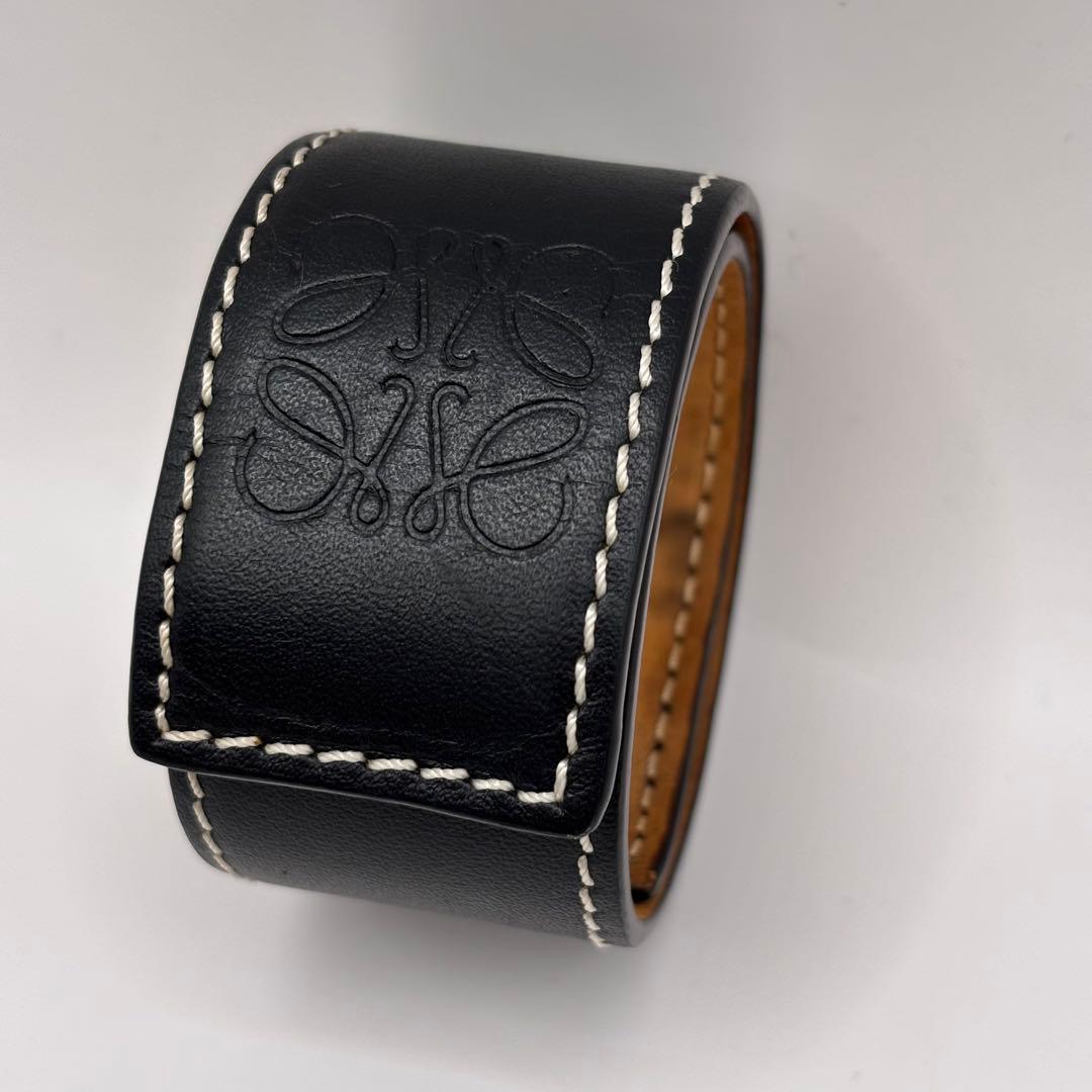 LOEWE バングル　ブラック　アナグラム　スラップ　レザー　型押し　ロエベ