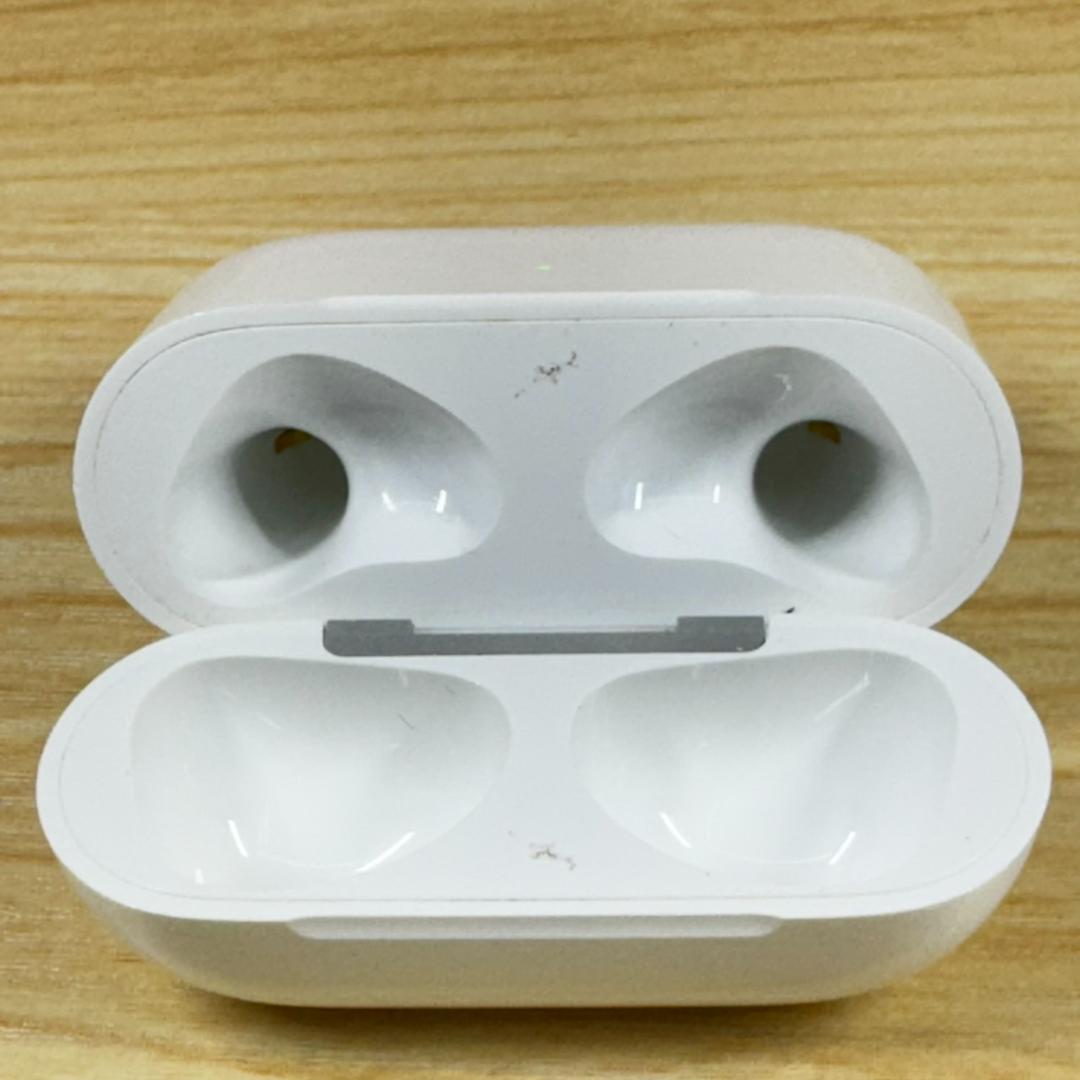 763 Apple Air Pods 第3世代