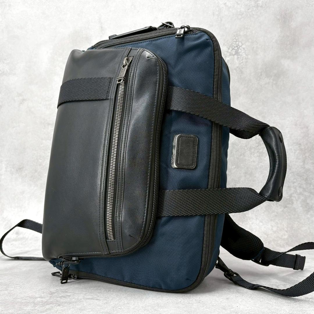 【美品】トゥミ バックパック 3WAY ビジネスバッグ 232398NVY 通勤