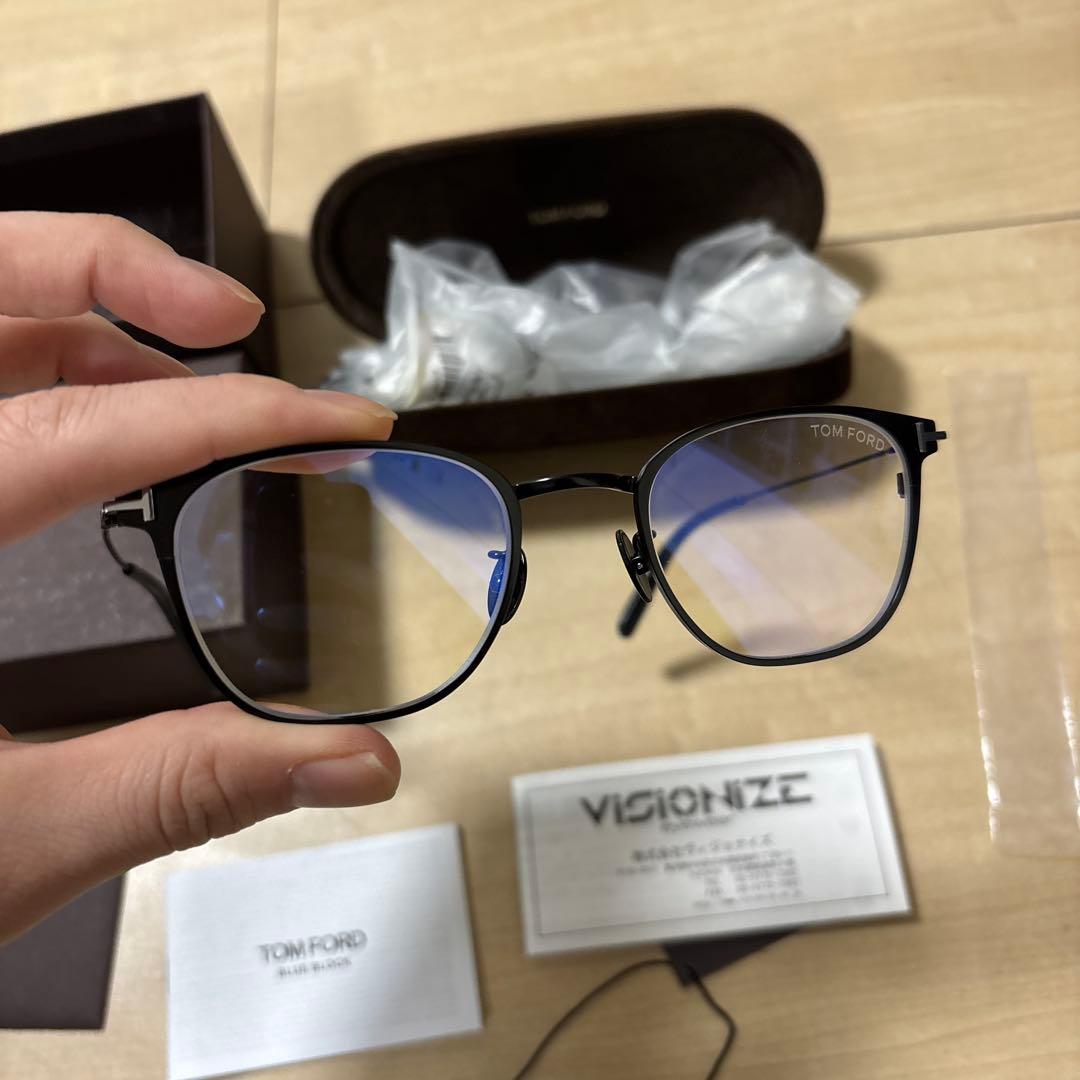 TOM FORD titanium ブラック/シルバー　TF5864DB-005