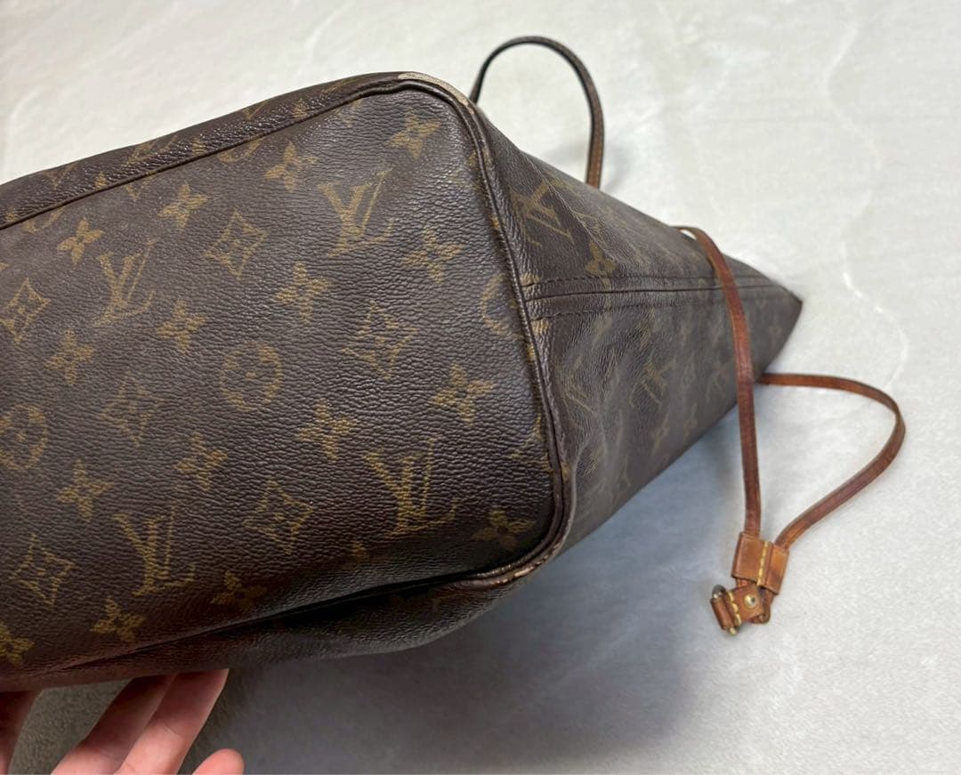 LOUIS VUITTON ネヴァーフル　バック　トート