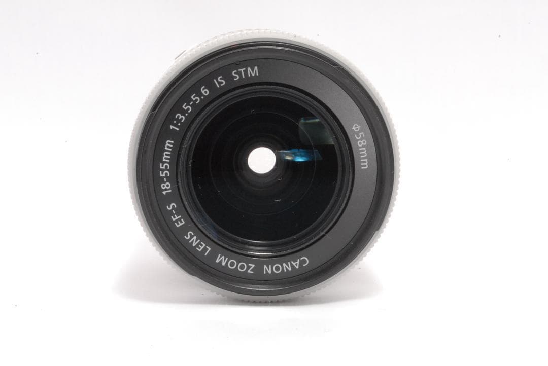 ショット数わずか4392枚⭐️Canon kiss X7 ホワイト⭐️カメラ女子