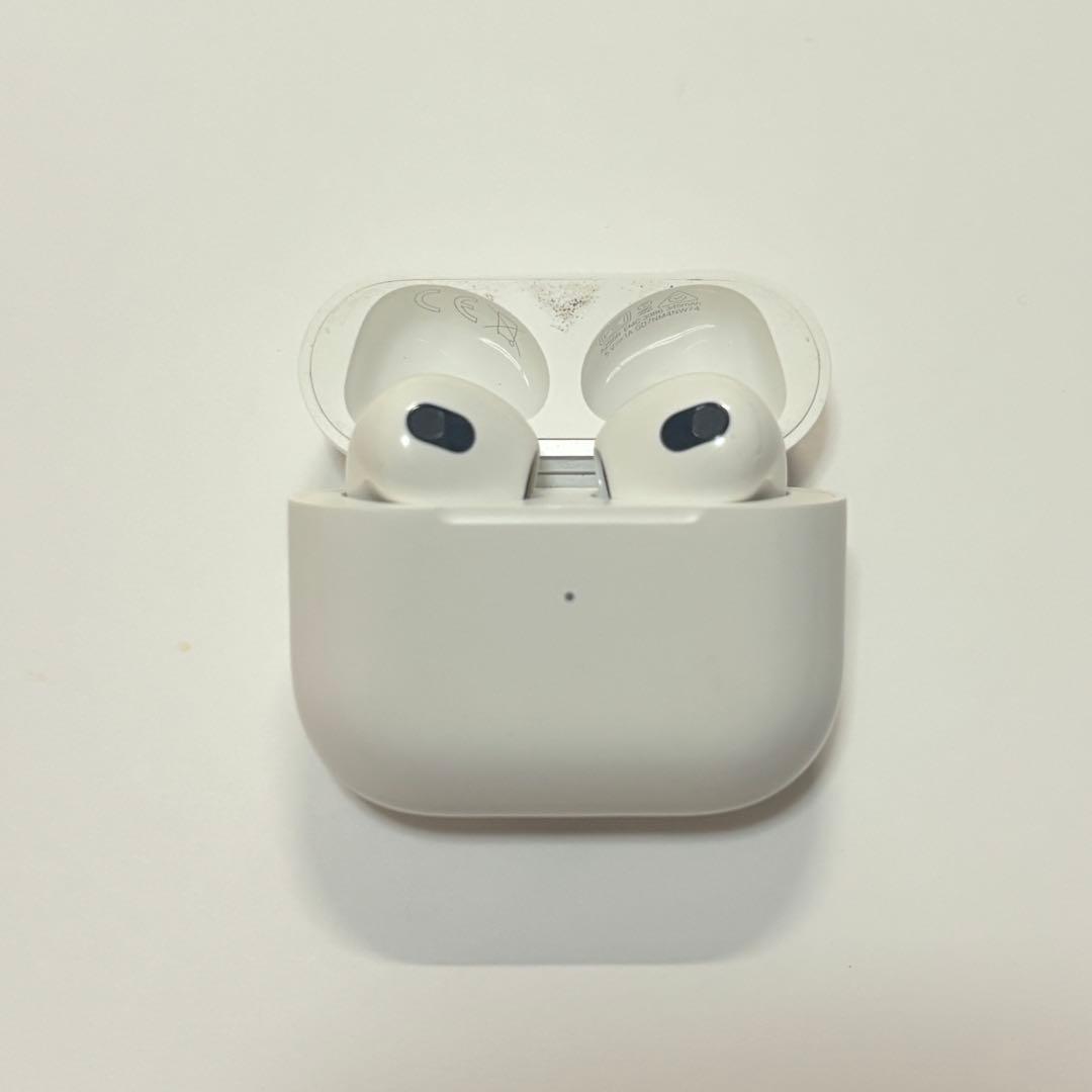 AirPods 第3世代本体 充電ケース付き ホワイト