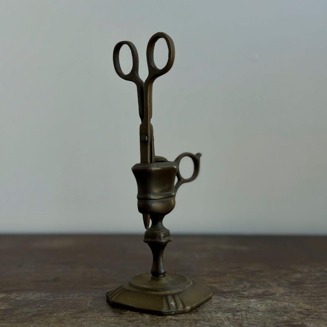 真鍮製キャンドルスナッファーとスタンド｜イタリア製ヴィンテージ