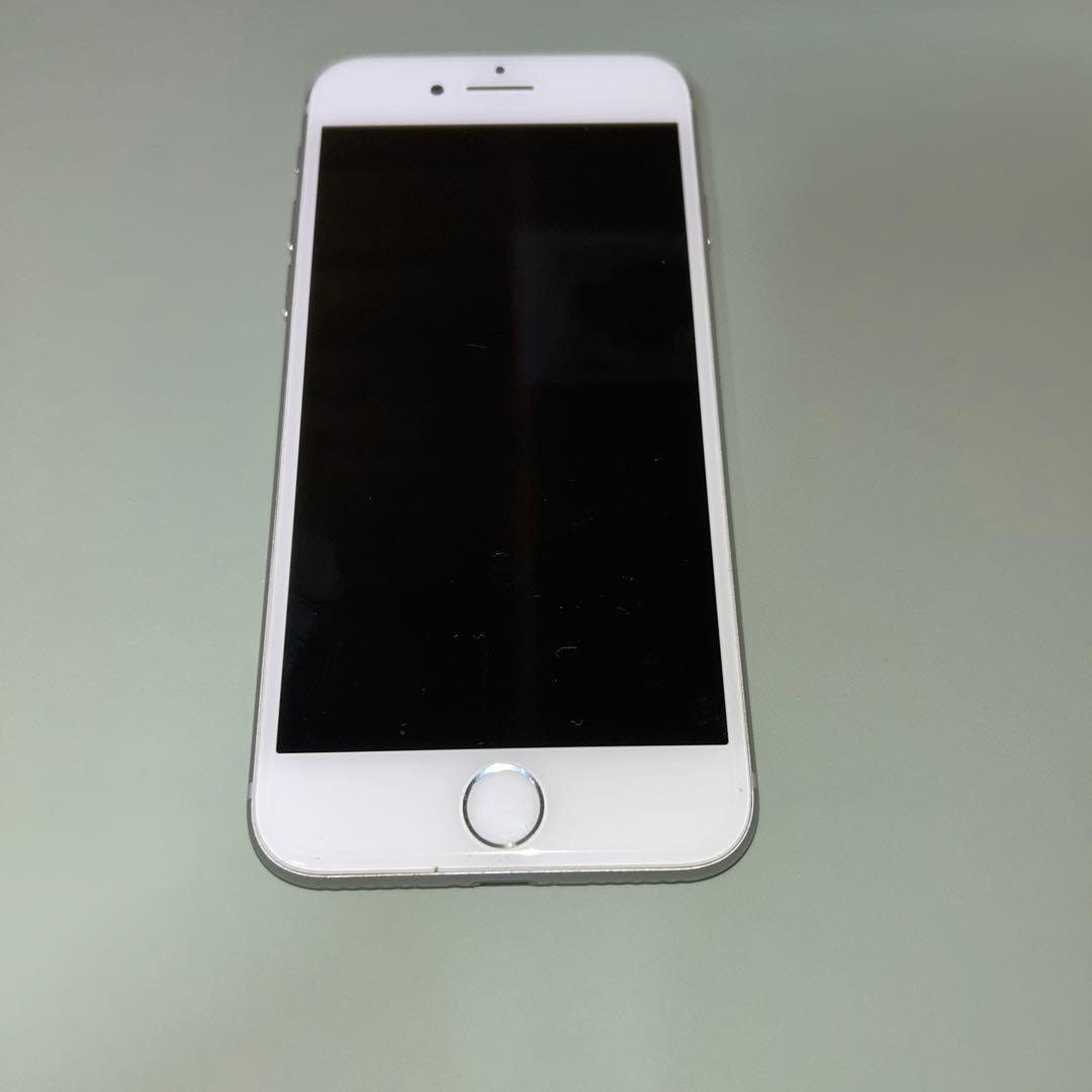 携帯電話本体 iphone8