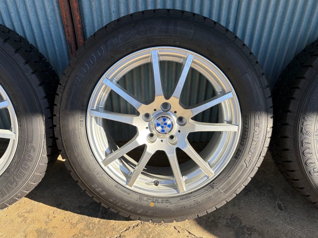 【未使用タイヤ】 215/60R17 スタッドレス•ホイール４本セット