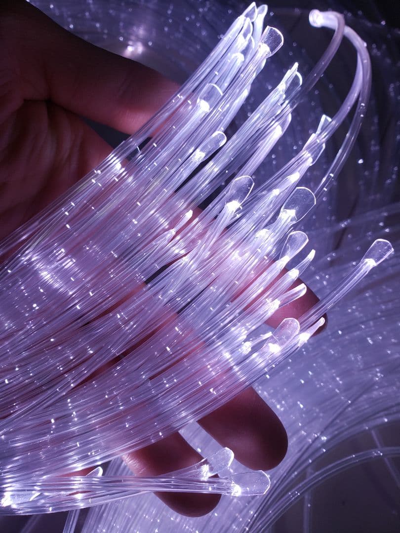 新品　光ファイバー　センサリープレイ　光の知育玩具　200cm ５０本　リモコン