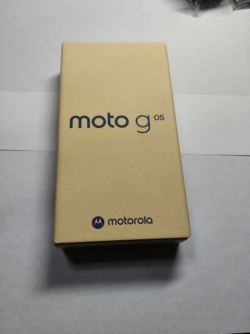 未使用、未開封　motorola moto g05 本体