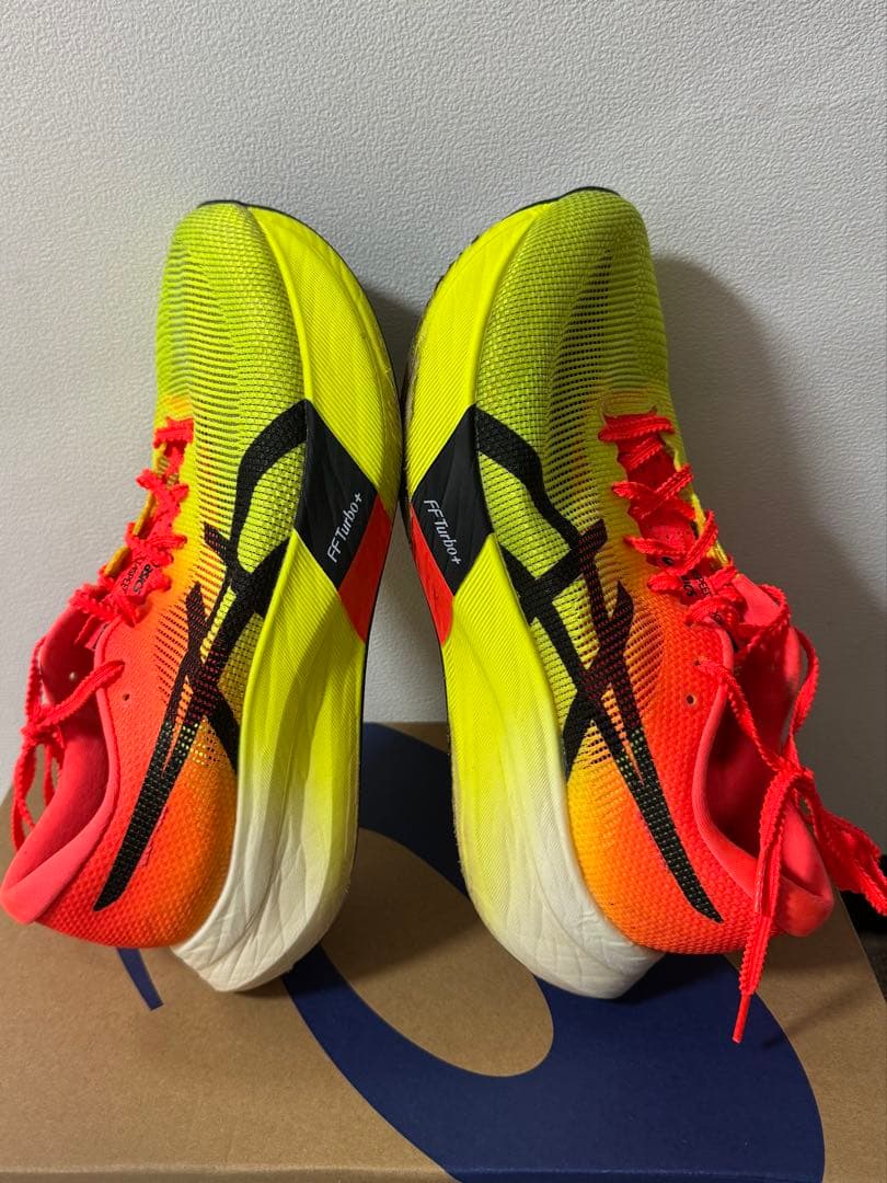 asics メタスピードエッジパリ27.0㎝