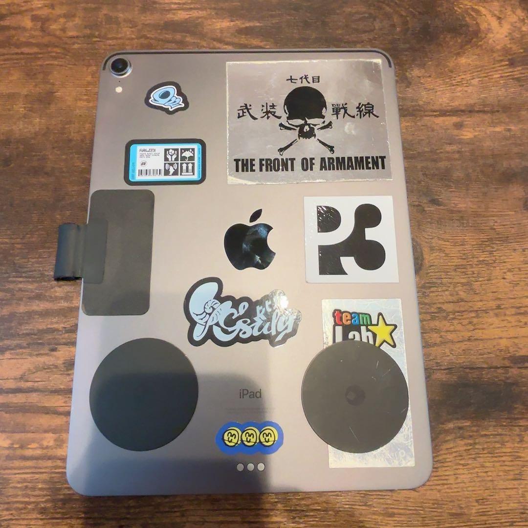 【iPad pro】第１世代11インチwifi 純正キーボード　カバー　箱付き