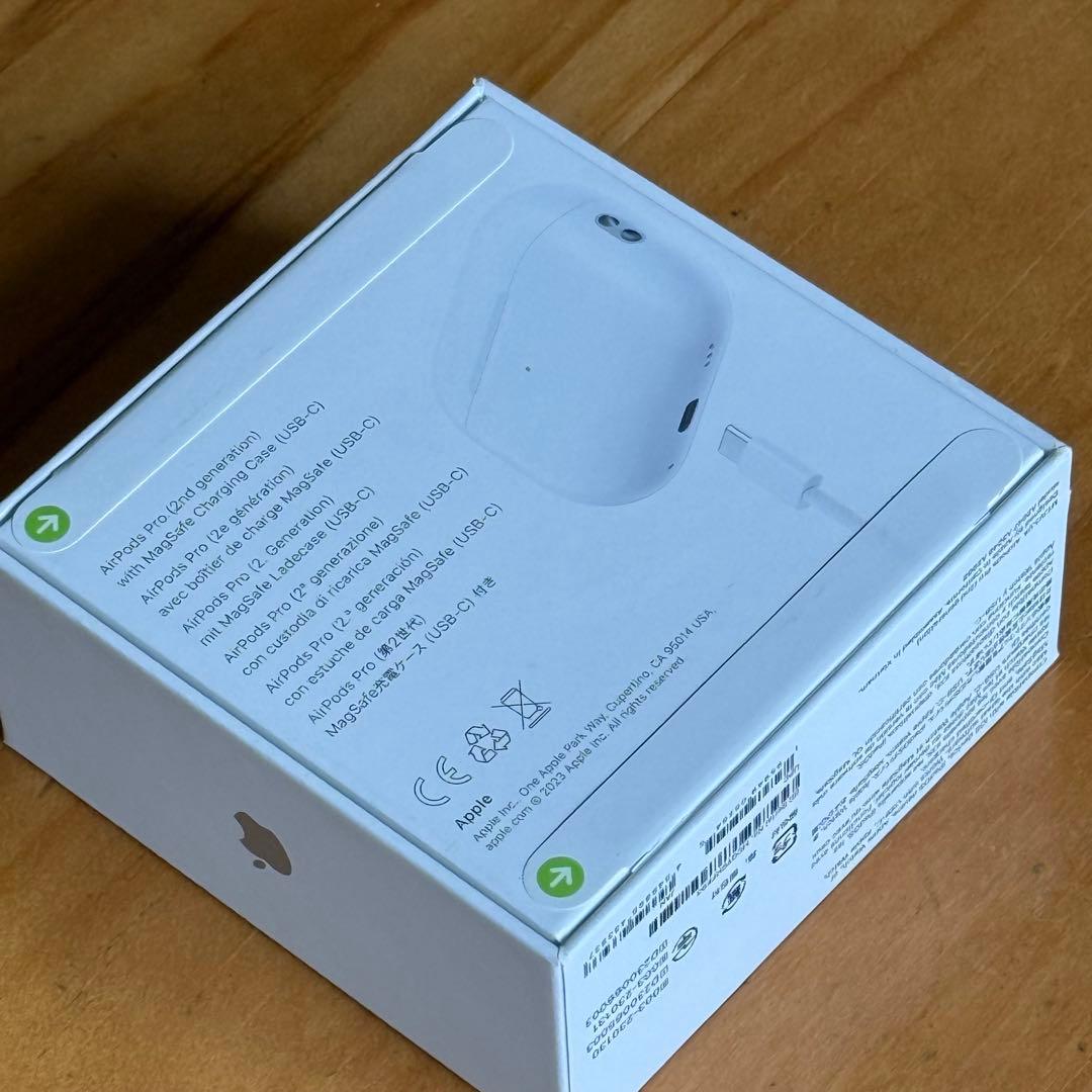 AirPods Pro 第二世代　本体 ホワイト USB-C充電ケース付き