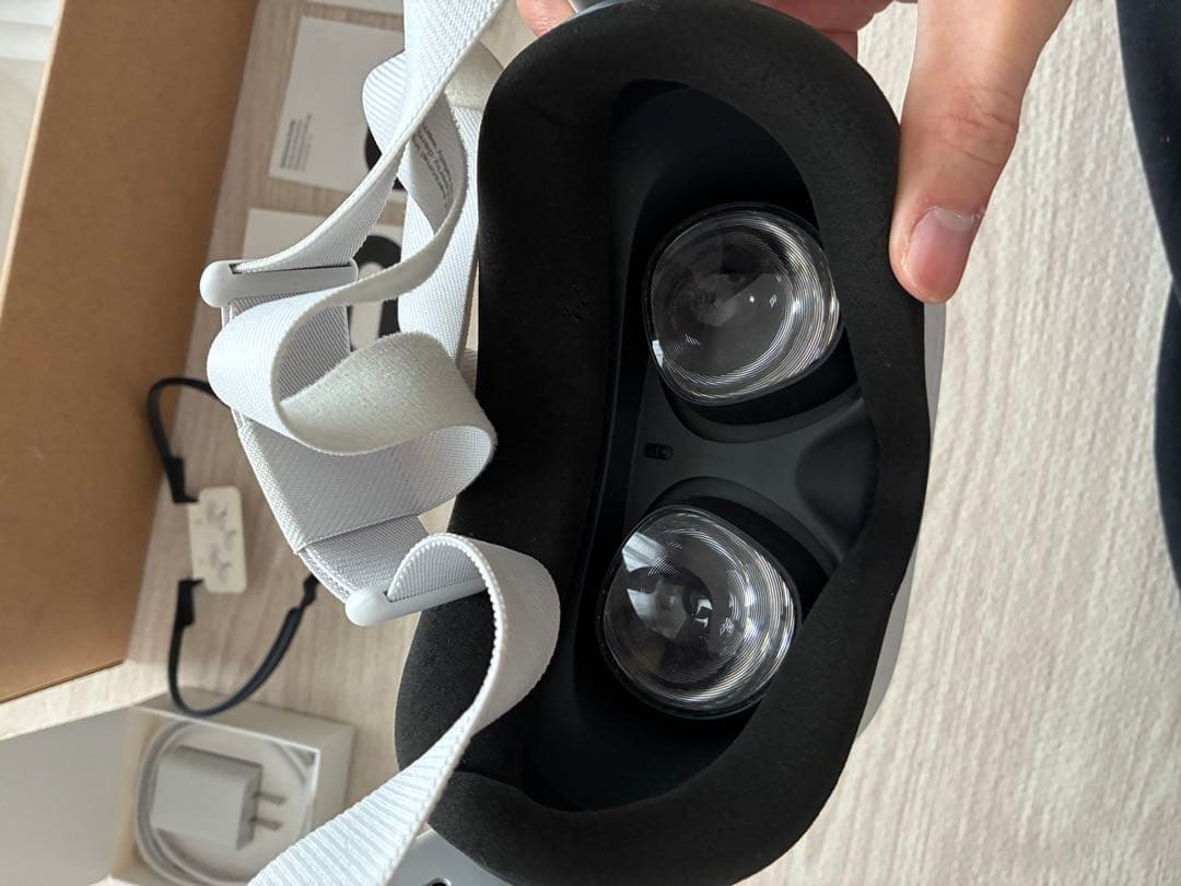  Quest 2 VRヘッドセット　256G