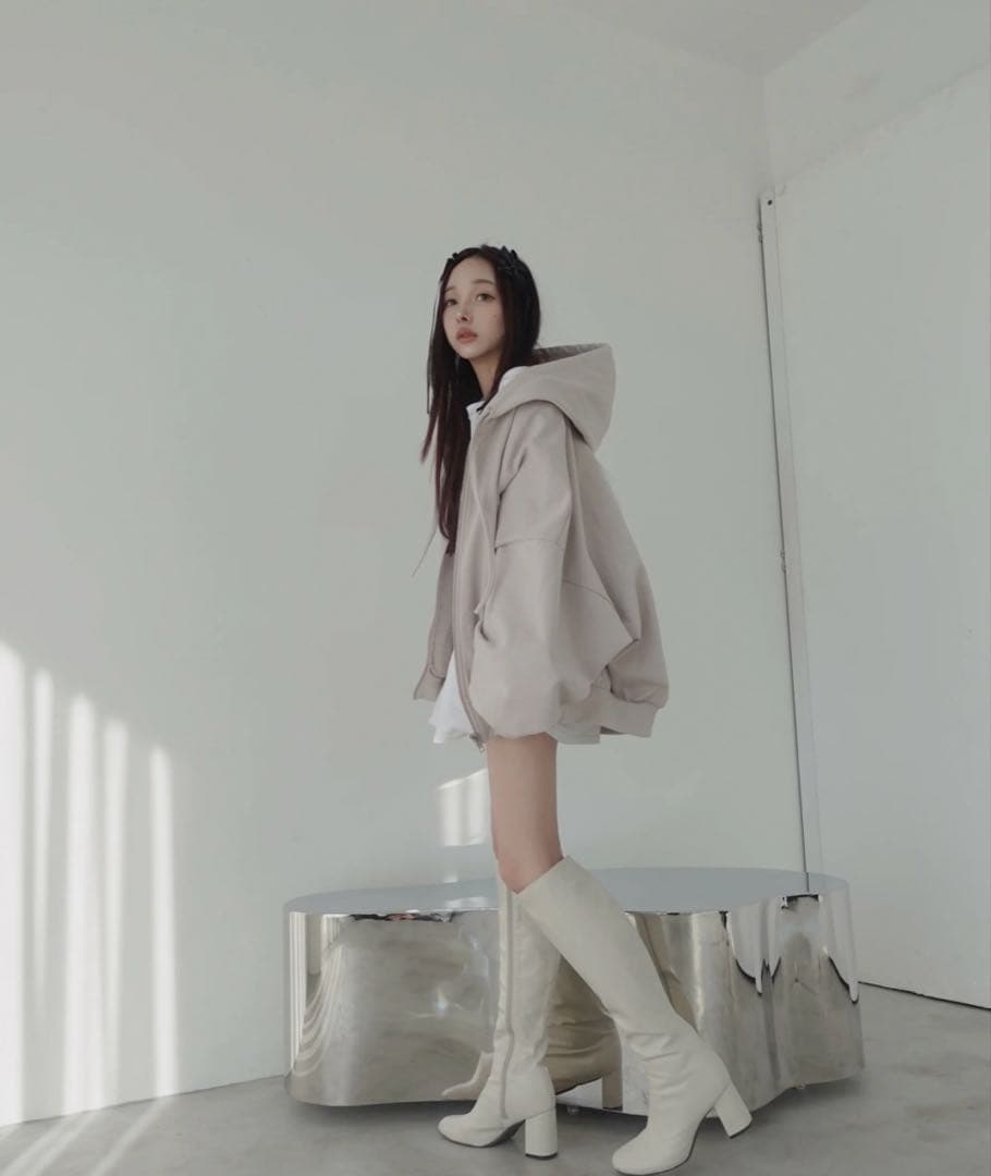 fiction tokyo ハートジップアップフーディー