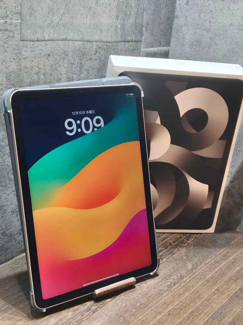 美品 ケース付き iPad Air 第5世代 256GB タブレット