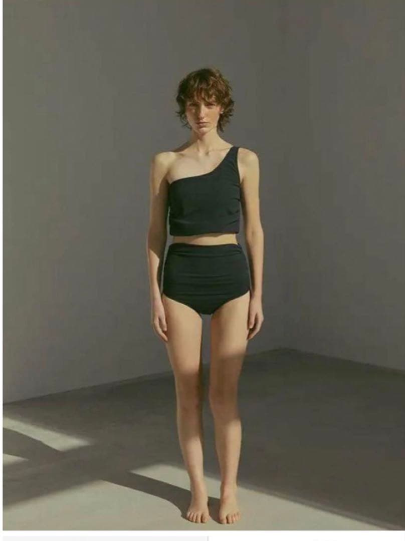 【ETRE TOKYO】新品未使用　セパレート水着