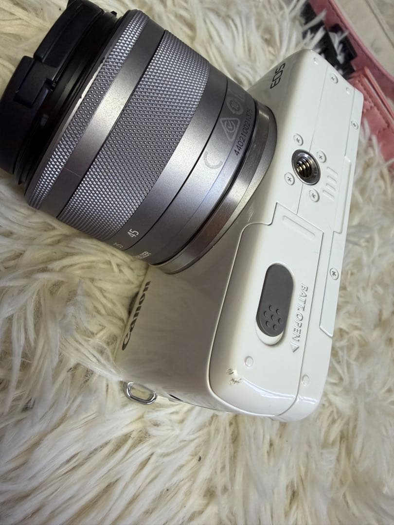 Canon M10 ミラーレスカメラ