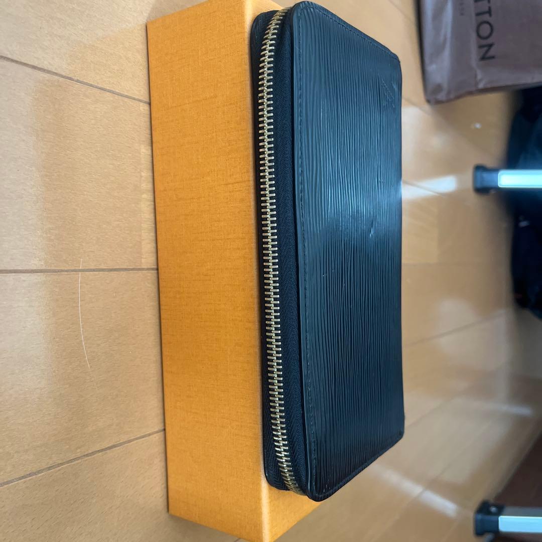 【美品】ルイヴィトン M68755 エピ ジッピーウォレット 長財布