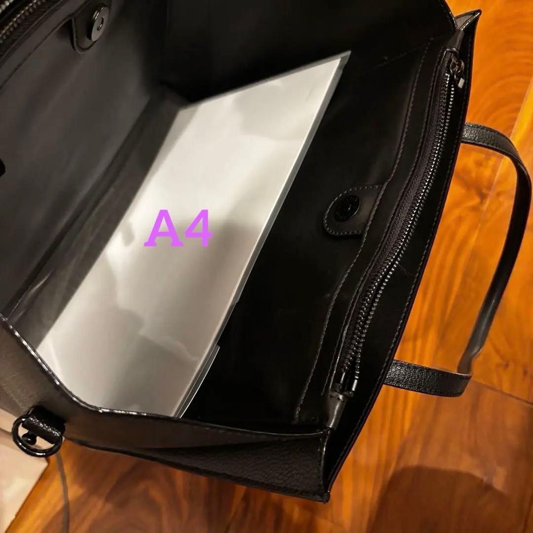 【極美品】CHARLES & KEITH クラシックダブルハンドル トートバッグ