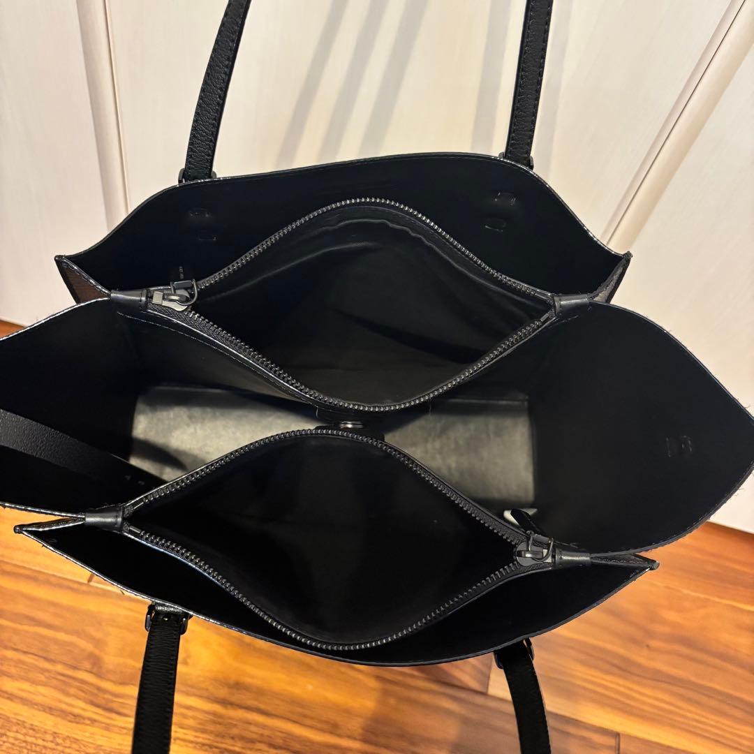 【極美品】CHARLES & KEITH クラシックダブルハンドル トートバッグ