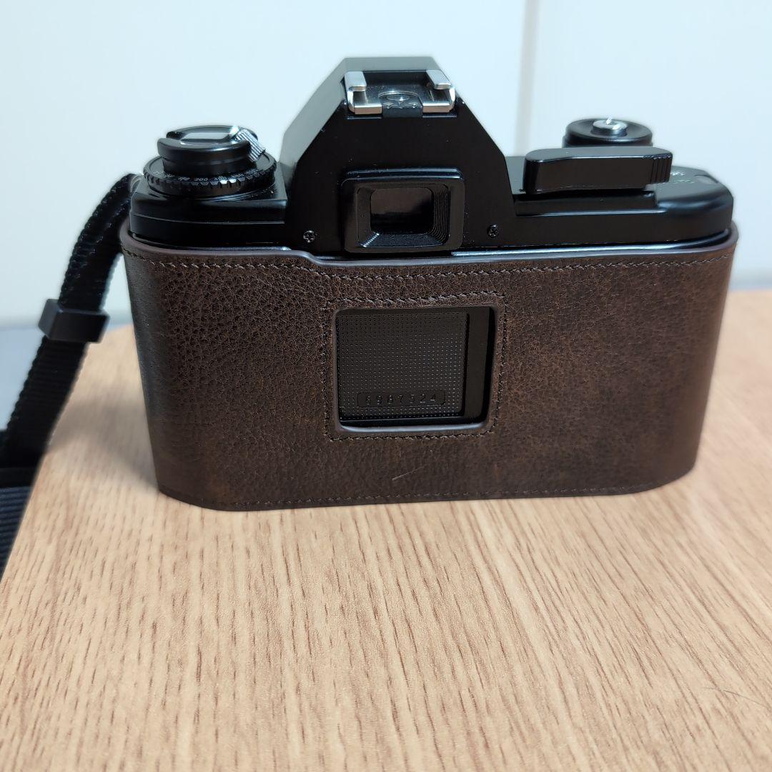 Nikon EM レザーケース付き