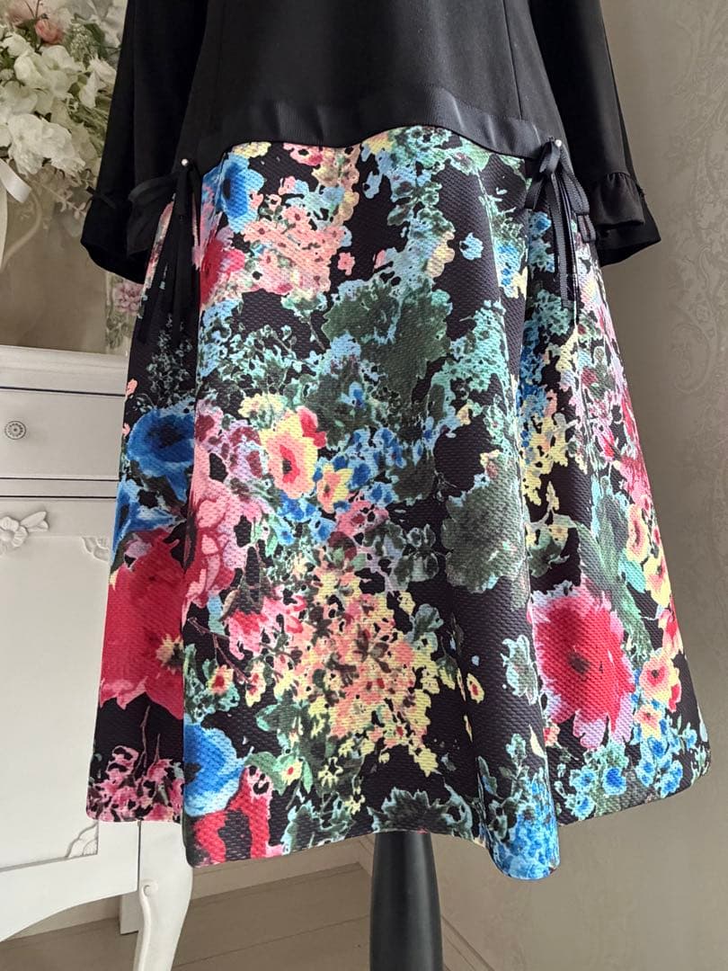 スーパービューティー☆ウエスト切り替え花柄ワンピース☆未使用