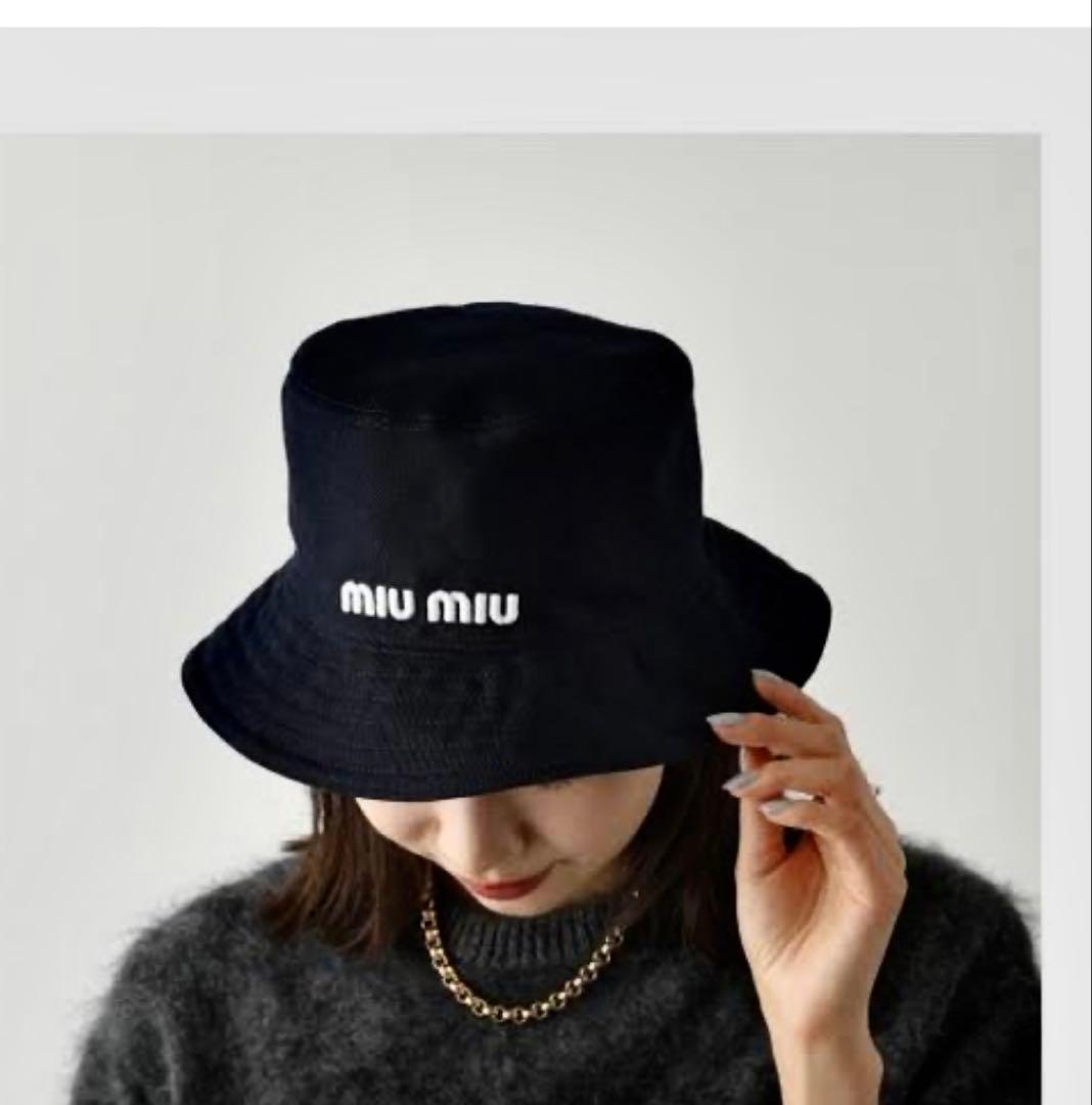 MIU MIU ブラック バケットハット S