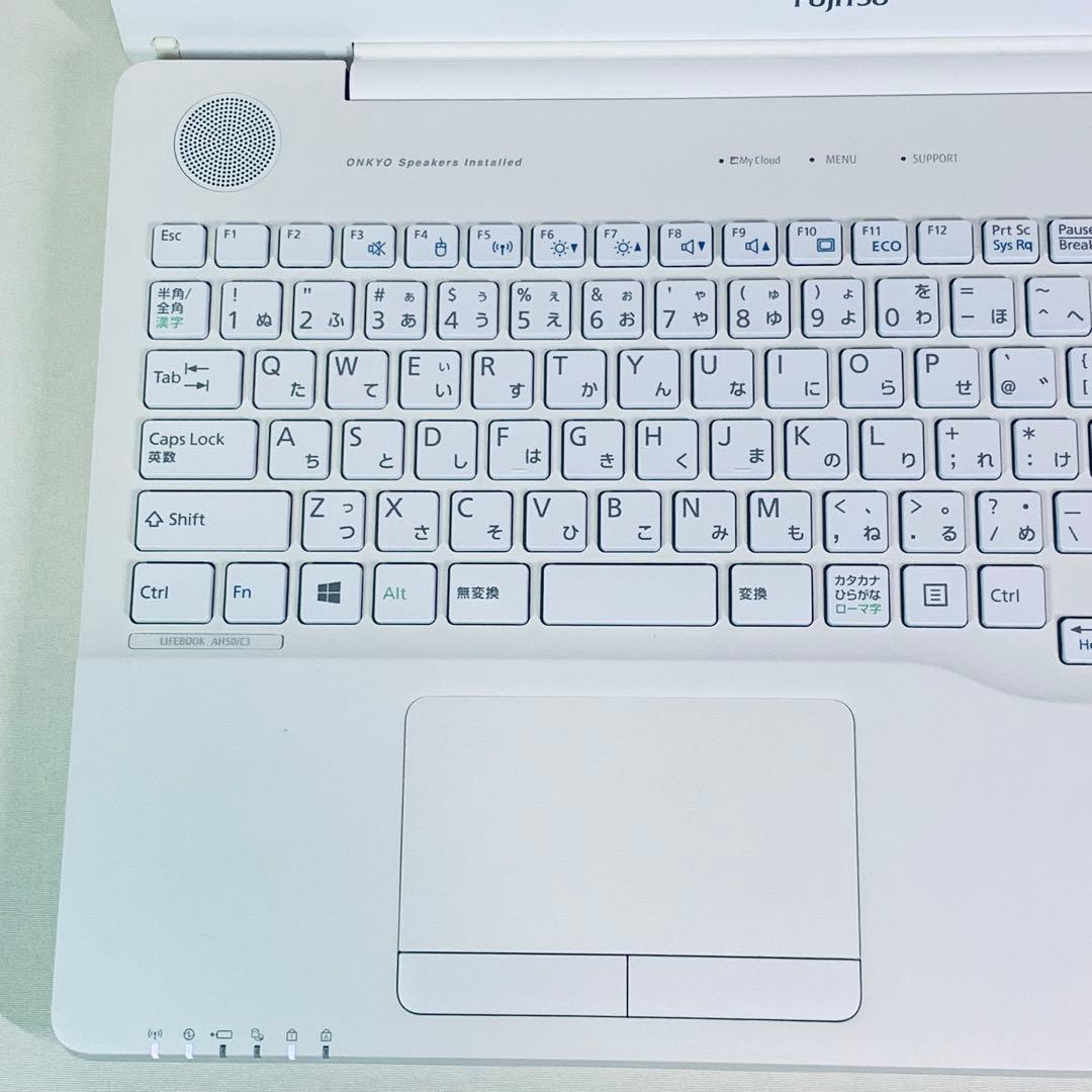 Core i7✨7世代✨SSD2TB✨32GB✨富士通✨ホワイト✨ノートパソコン