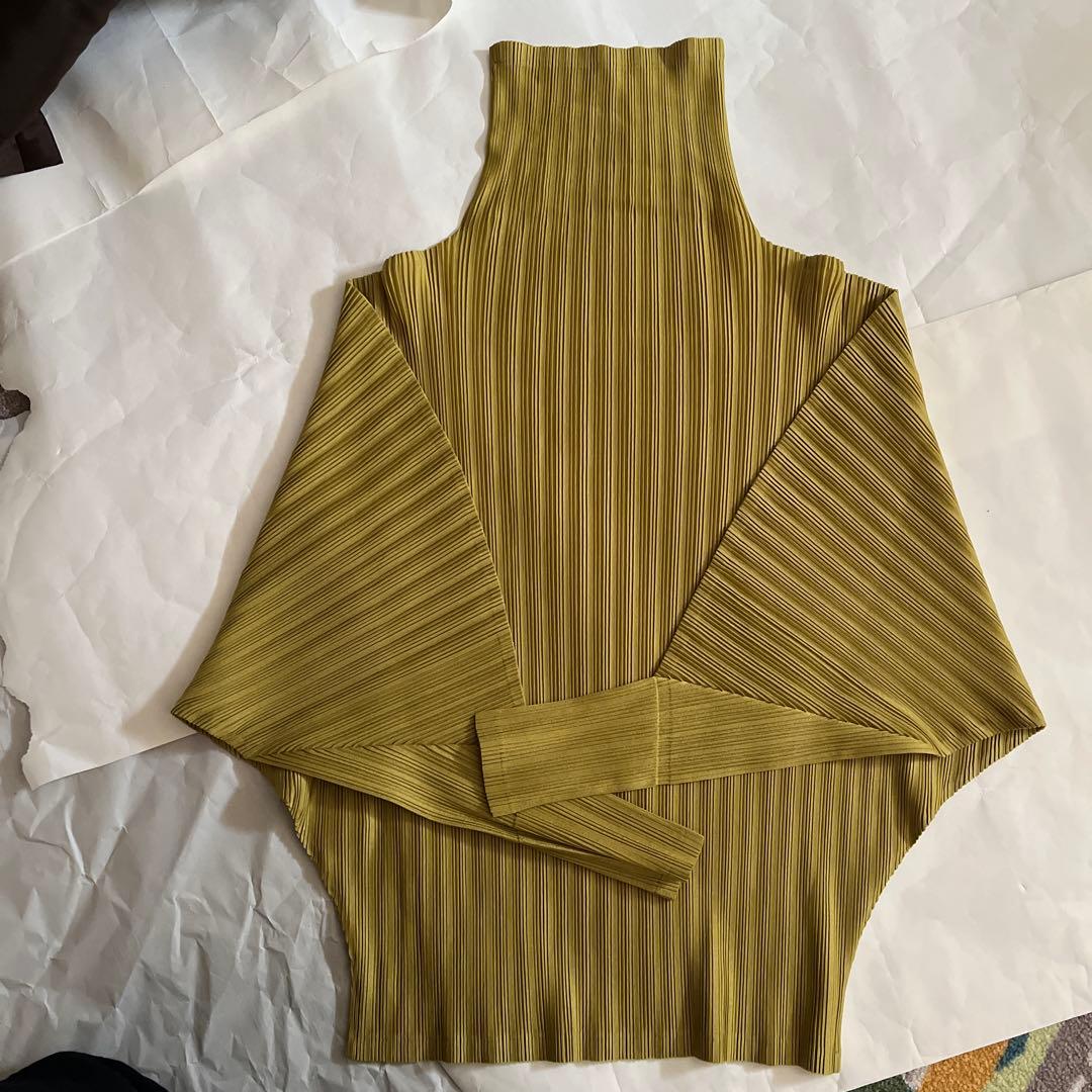 PLEATS PLEASE ストライプ ハイネック トップス