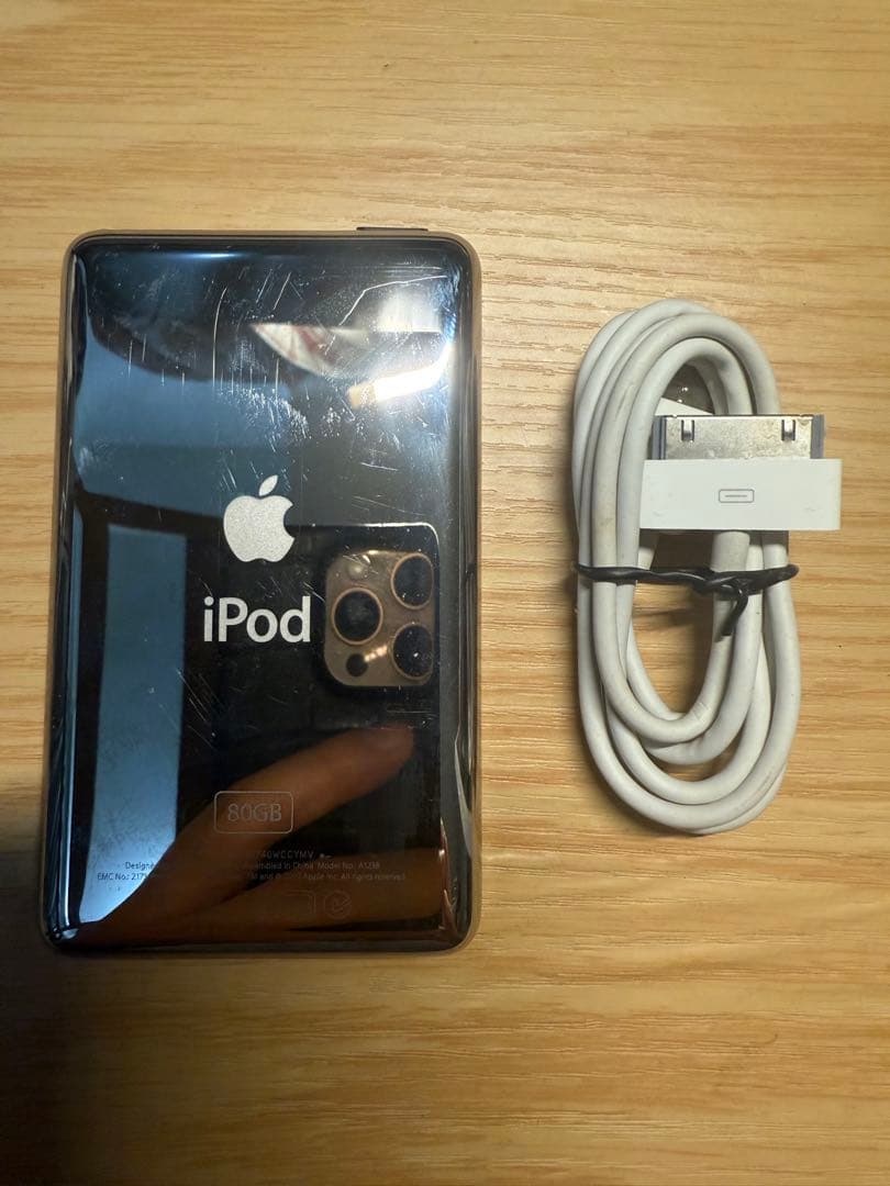 iPod A1238 Classic 80GB 極美品 動作確認済み ケーブル付