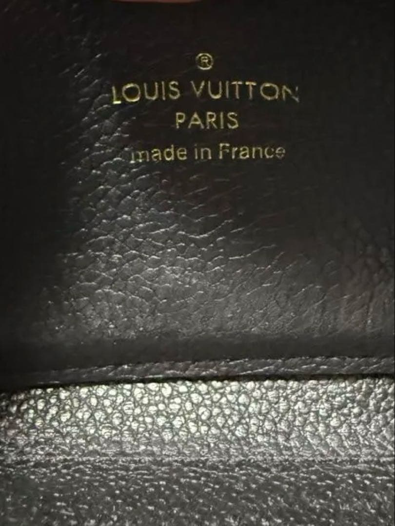 Louis Vuitton アンプラント ジッピーパース