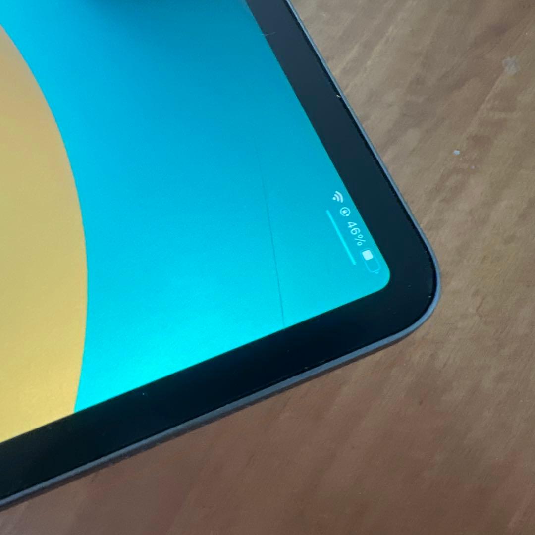 Apple iPad Air (M2) 128GBモデル　スペースグレイ