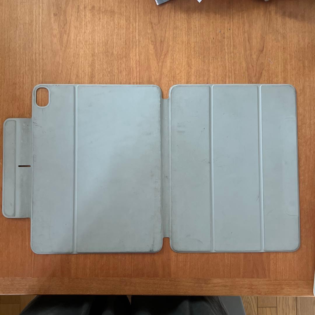 Apple iPad Air (M2) 128GBモデル　スペースグレイ