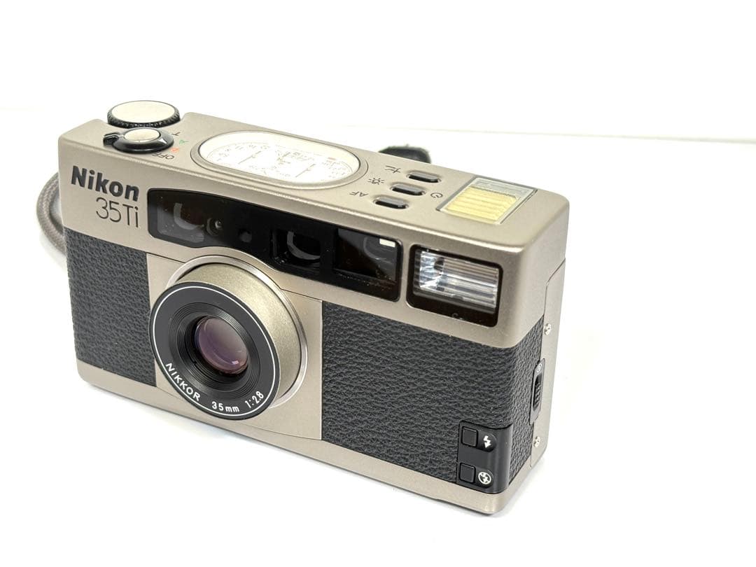 【美品】Nikon ニコン 35ti フィルムカメラ（電池付き）