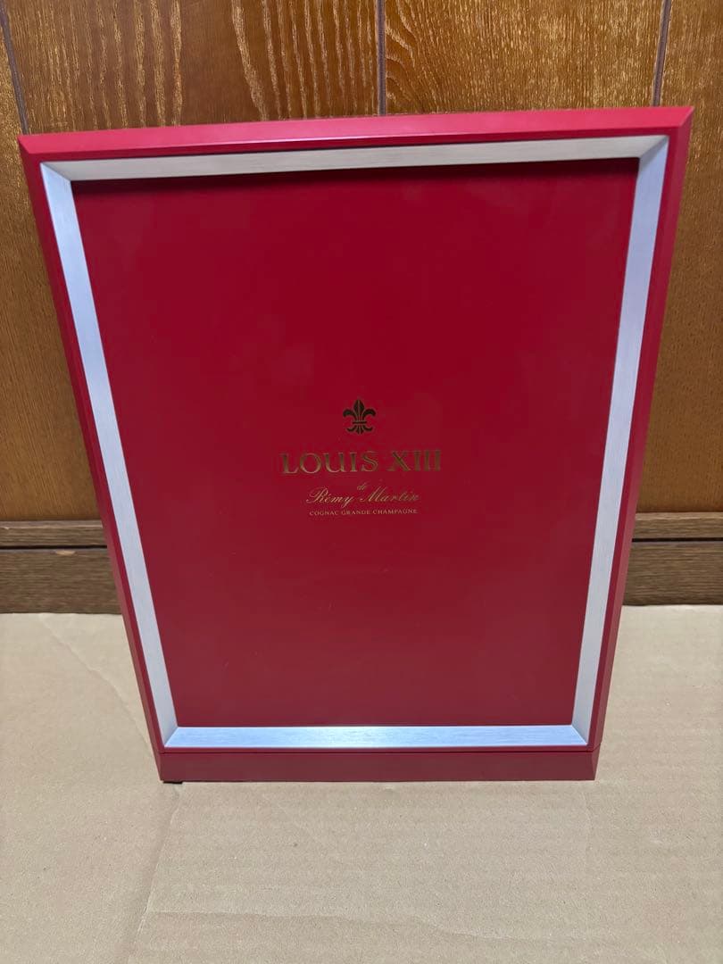 LOUIS XIII ギフトバッグと箱セット　空瓶　冊子付き