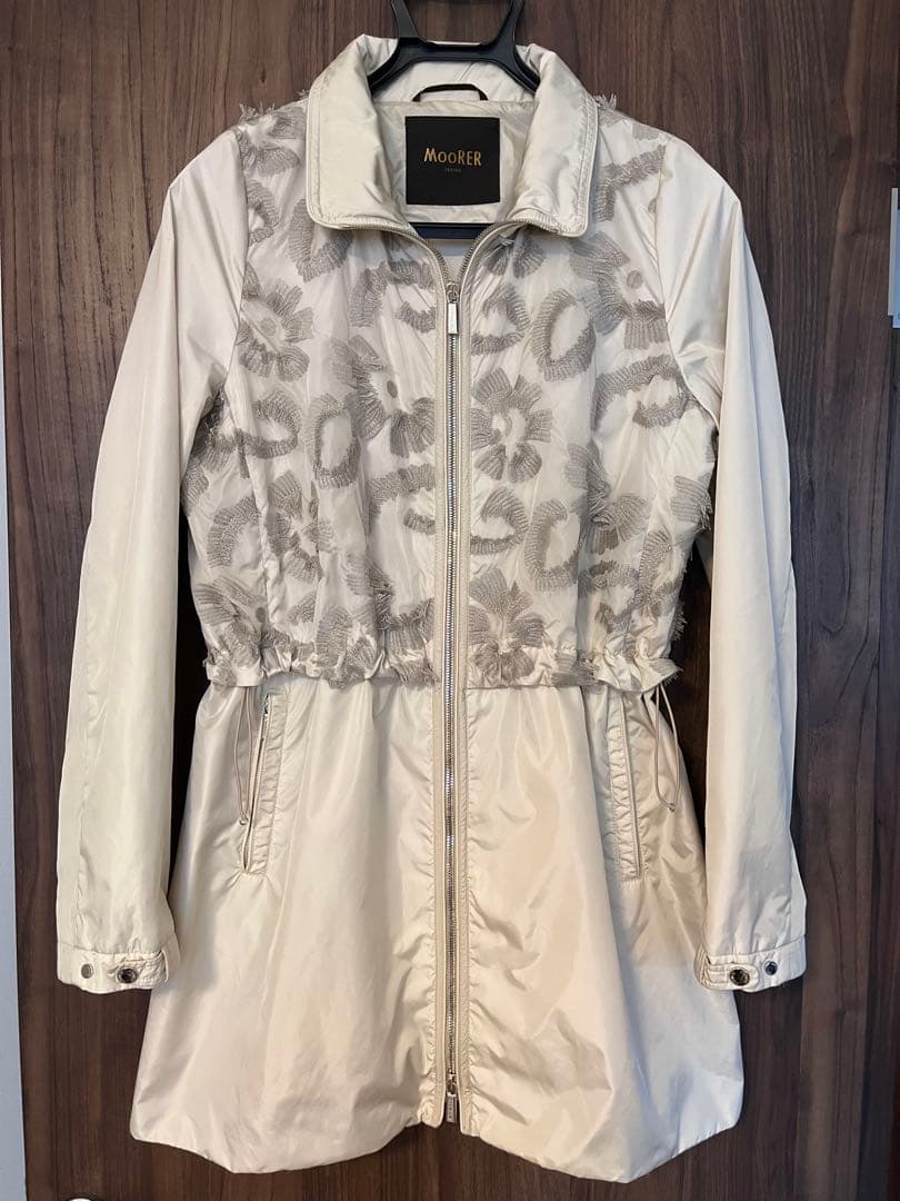 【MooRER 】ムーレー　レディース　ナイロンジャケット　コート　サイズ42