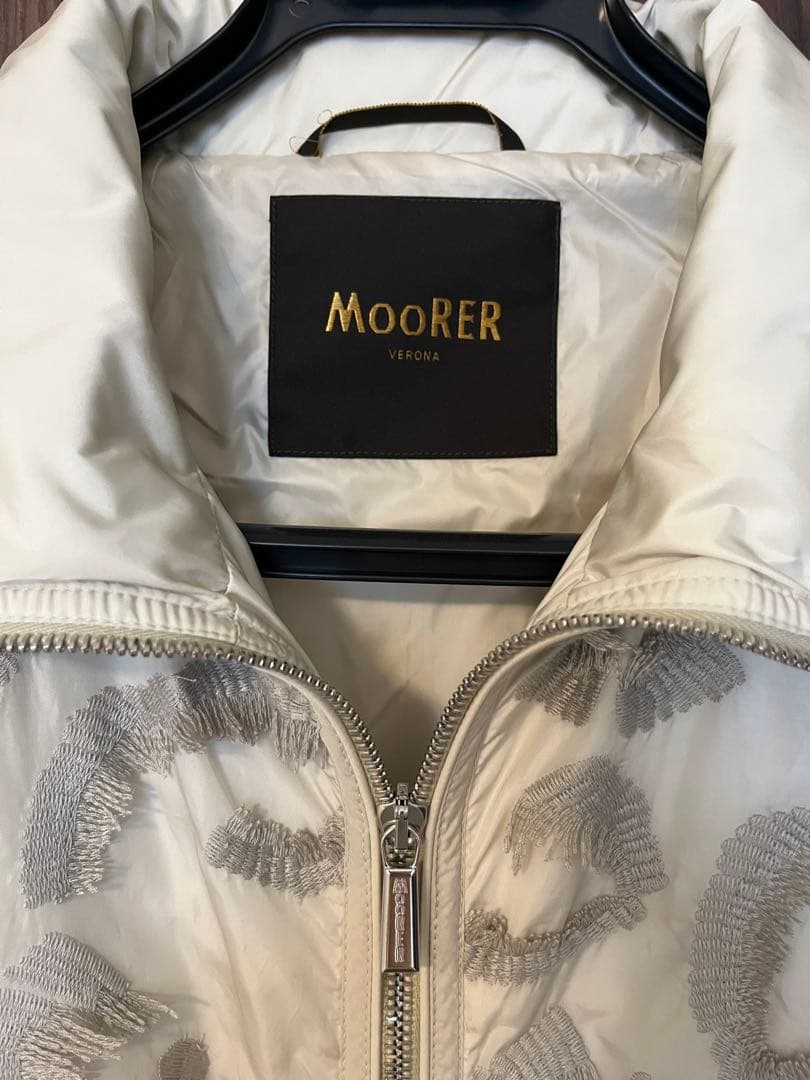 【MooRER 】ムーレー　レディース　ナイロンジャケット　コート　サイズ42