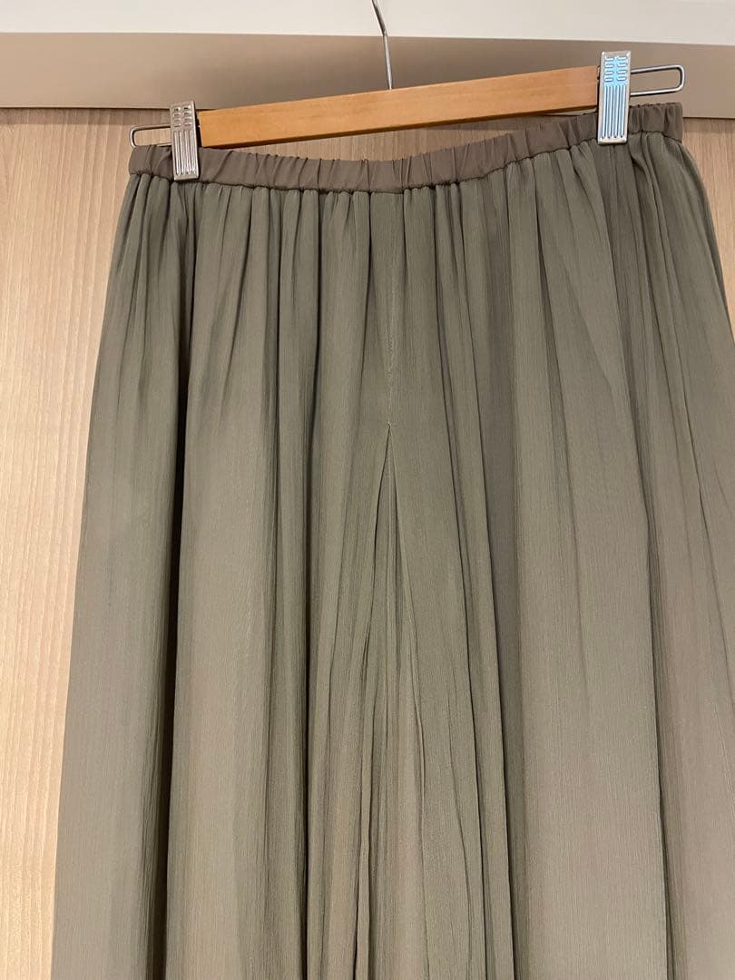 ビアズリー　プリーツガウチョパンツ