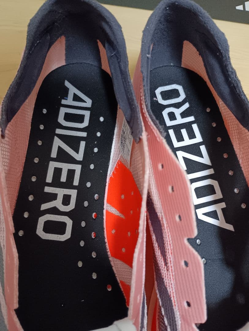 アディゼロ　タクミセン　10　27.5cm