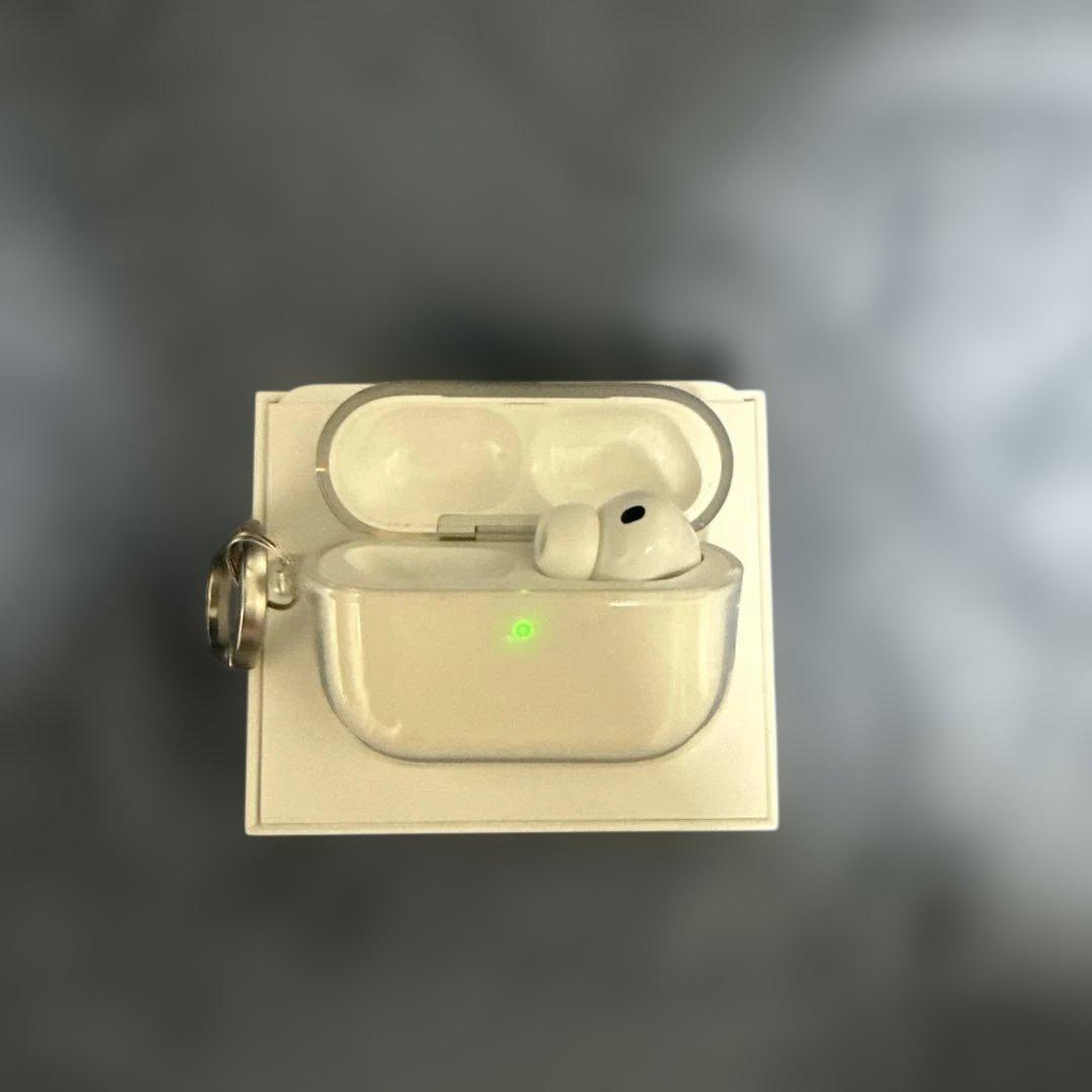 AirPods Pro3 本体プラス右耳のみ、カバー付き